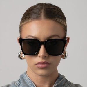 Otra Fyn by Quay Australia Black Sunglasses
